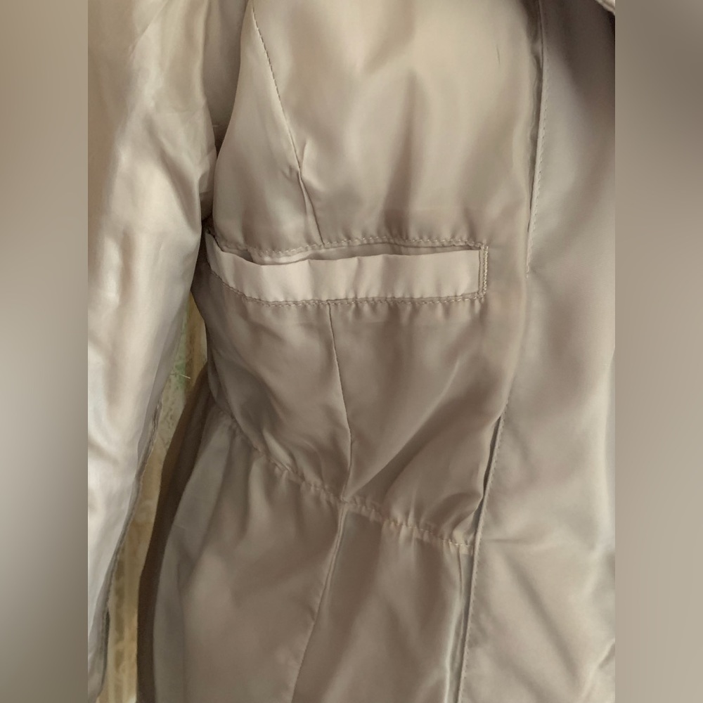 WOMEN’S CROFT & BARROW QUILTED WINTER COAT - SZ MEDIUM - Picture 14 of 16